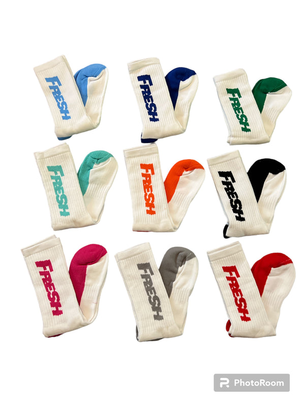 men and women skateboarding tide brand socks